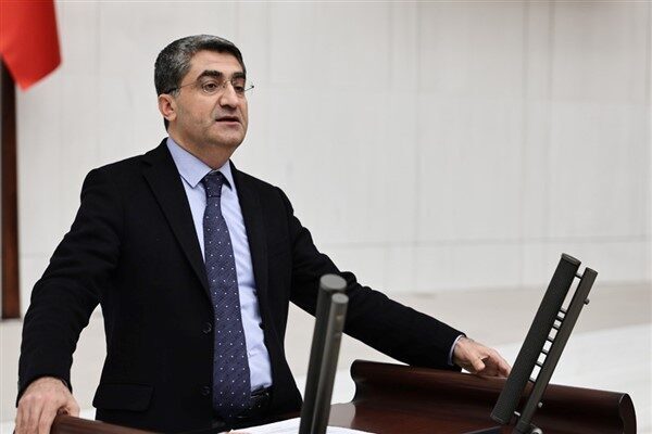 Ekmen açıklamasında şunları söyledi: "İstanbul Cumhuriyet Başsavcılığı tarafından yapılan açıklamada,