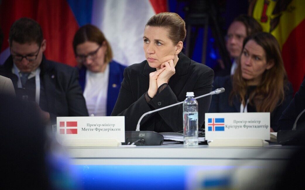 Danimarka Başbakanı Mette Frederiksen, İstekliler Koalisyonu liderleriyle sanal bir toplantıya