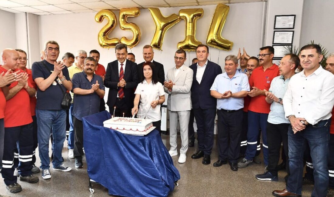 22 Mayıs 2000 tarihinde faaliyete geçen ve bugün metro ile