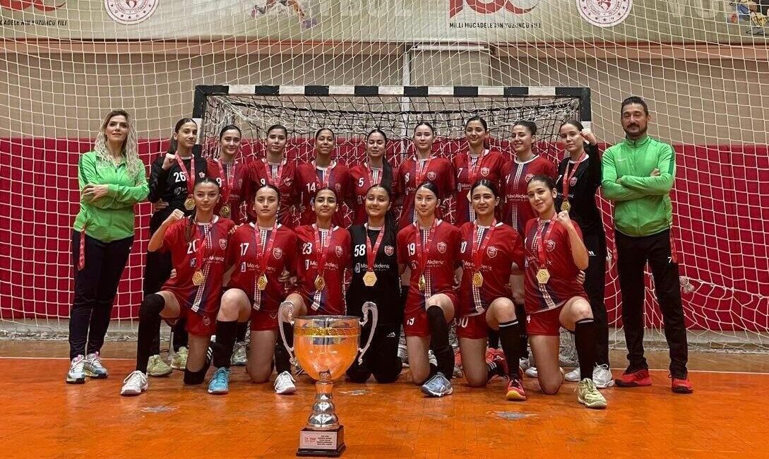 Yıldız Kızlar Türkiye Şampiyonası, 7 Mayıs-12 Mayıs tarihlerinde Samsun’da gerçekleştirildi.