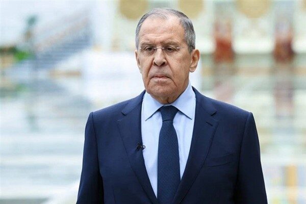 Lavrov, dış müdahale girişimlerinin arttığına dikkat çekerek, "Her ne kadar