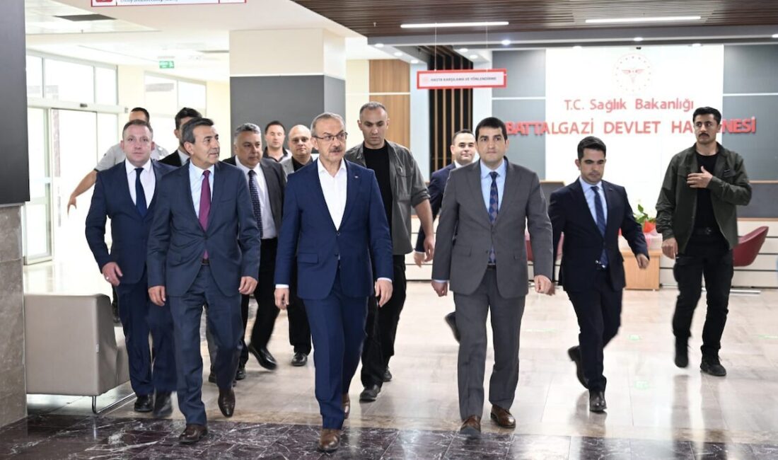 Programa; Vali Yardımcısı Sedat Özdemir, İl Sağlık Müdürü Uzm. Dr.