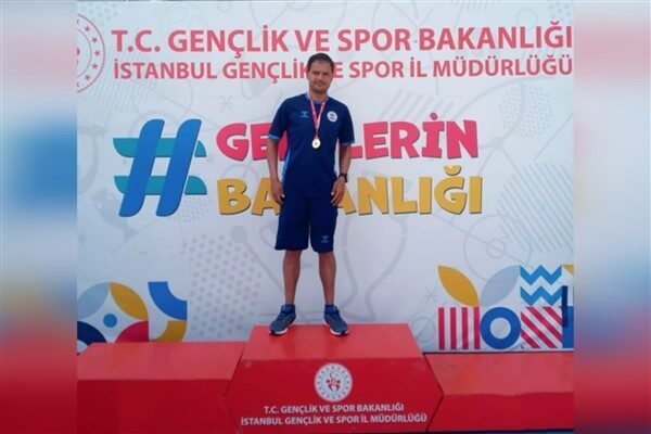 Trabzon Büyükşehir Belediyespor Kulübü sporcusu Emrah Öztürk, İstanbul’da düzenlenen Özel