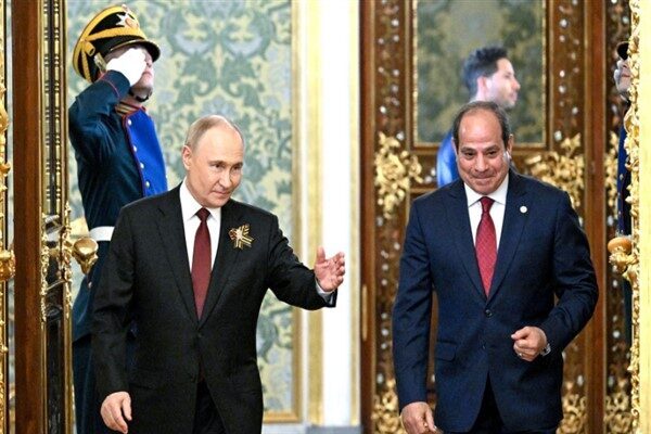 Rusya Devlet Başkanı Vladimir Putin, Mısır Arap Cumhuriyeti Cumhurbaşkanı Abdülfettah