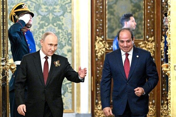 Rusya Devlet Başkanı Putin, Rusya-Mısır ilişkilerinin yükselişte olduğunu belirterek "İş