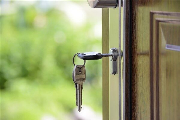 Ticaret Bakanlığı’ndan yapılan açıklamada emlak sektöründe adil, rekabetçi ve istikrarlı