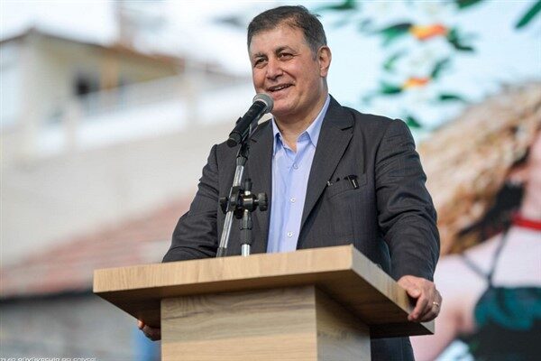 İzmir Büyükşehir Belediye Başkanı Dr. Cemil Tugay, toplu iş sözleşmesi