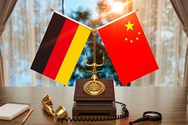 CMG'nin haberine göre, Çin Cumhurbaşkanı Xi Jinping, Almanya Başbakanı Friedrich