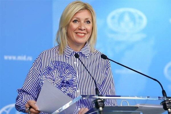 Zakharova, sosyal medya üzerinden yaptığı açıklamada, “Kim söylüyor bunu? Düzgün