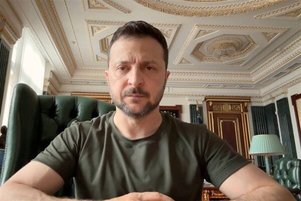 Ukrayna Devlet Başkanı Zelenski, siyasi baskıların kurbanlarının anıldığı bugünkü etkinliğin,