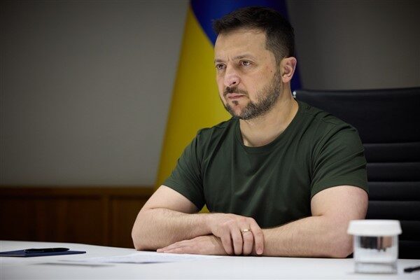 Ukrayna Cumhurbaşkanı Zelenski, Ekvador'daki üniversitelerden öğrenciler ve akademisyenlerle Ukrayna'nın Rus