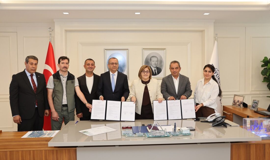 Gaziantep Millet Ormanı Şehre Değer Katıyor Büyükşehir Belediyesi ve Orman Genel Müdürlüğü arasında imzalanan protokolle 200