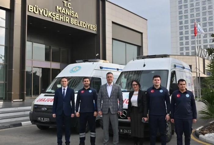 Manisa'da Sağlık Alanında Önemli Adımlar Atılıyor Manisa Büyükşehir Belediyesi, hasta, yatalak ve engelli vatandaşların sağlık kuruluşlarına