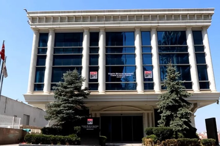 TÜBA Genç Akademi Topluluğu Resmi Statüsüne Kavuştu Türkiye Bilimler Akademisi (TÜBA), genç bilim insanlarının bilimsel düşünceyi yaygınlaştırması