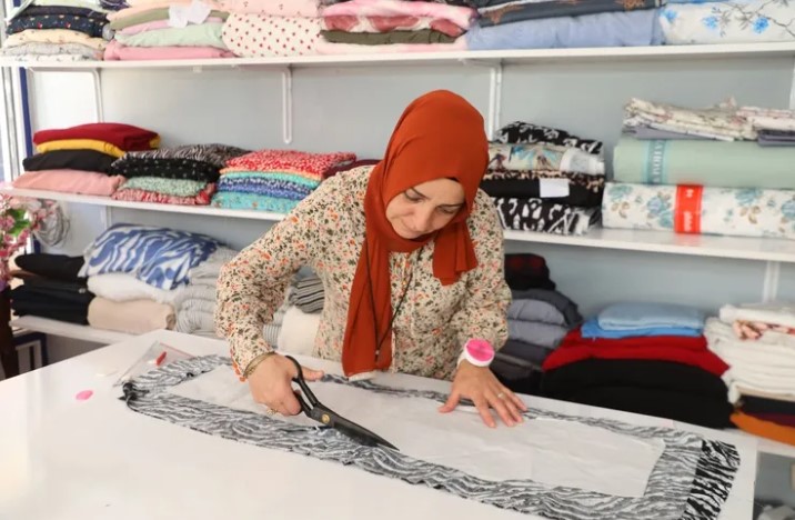 Küçük Kursla Başladı, Kendi Atölyesini Kurdu Ordu’da yaşayan 47 yaşındaki Songül Sarı, Ordu Büyükşehir Belediyesi Meslek