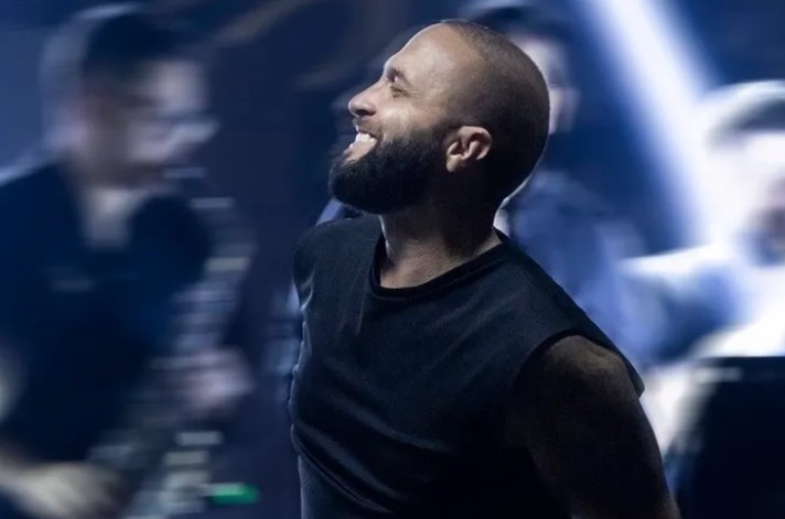 Berkay, kendisini dinlemeye gelen hayranlarına muhteşem iki konser performansı sundu.