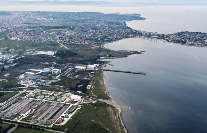 Kocaeli Büyükşehir'in Hedefi: Yüzde 100 İleri Biyolojik Arıtma Sistemine Geçiş Kocaeli Büyükşehir Belediyesi, çevreci yatırımlarıyla Türkiye’ye örnek olmaya devam ediyor.