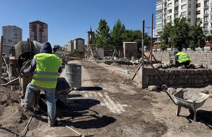 Kayseri Büyükşehir Belediyesi'nden Geçmişe Yolculuk Sosyal belediyecilik ve gönül belediyeciliğinin her zaman örneklerini sergileyen Kayseri