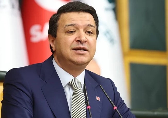 Mahmut Arıkan: Siyasetin Dili Yumruk Değil, Sükunet Olmalı Saadet Partisi Genel Başkanı Mahmut Arıkan, ülkede siyasi dilin yumuşaması