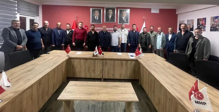 MHP Keşan İlçe Başkanlığı’nın yeni yönetim kurulu, Başkan Adnan İnan