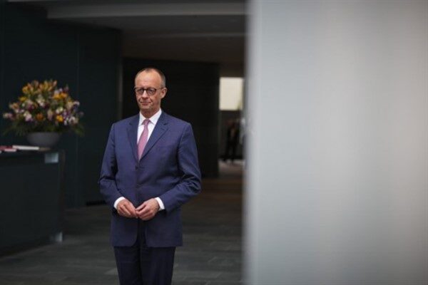Almanya Başbakanı Friedrich Merz, Hindistan’ın Ahmedabad kentinde meydana gelen uçak