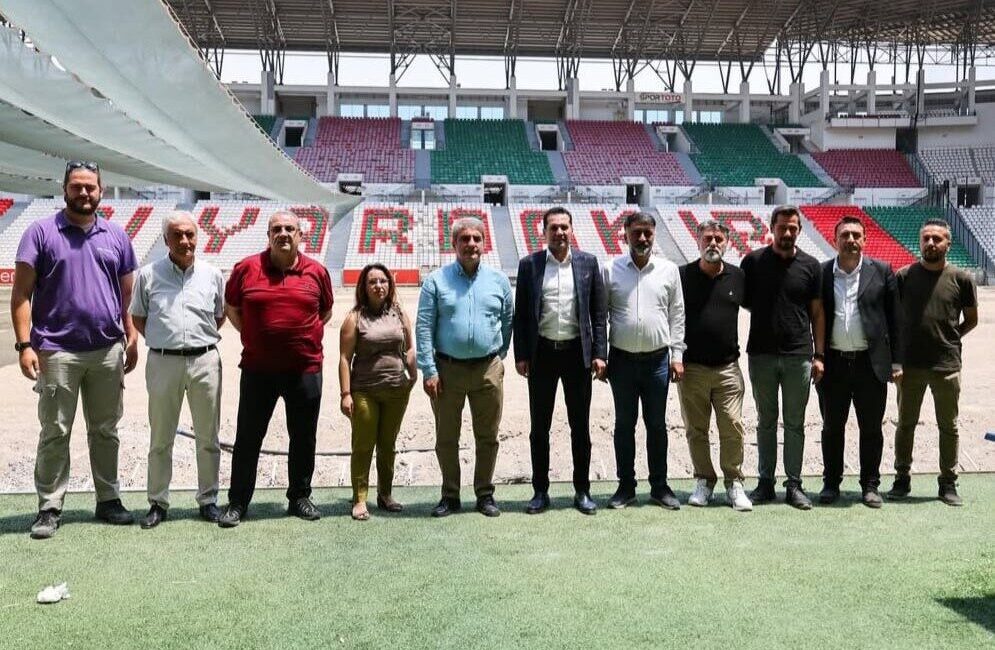 Amedspor Kulüp Başkanı Burç Baysal, Asbaşkan Şeyda Arslantaş, Başkan Yardımcıları