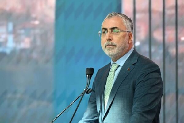 Işıkhan, sosyal medya hesabından yaptığı açıklamada “İŞKUR ile vatandaşlarımızın iş