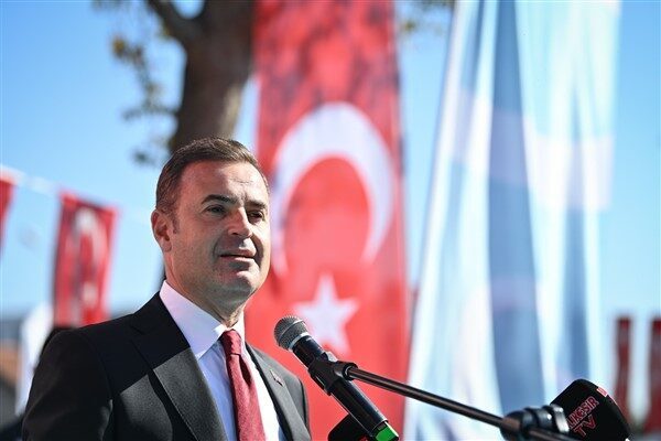 Balıkesir Büyükşehir Belediye Başkanı Akın, belediyenin bayram boyunca vatandaşların hizmetinde olacağını