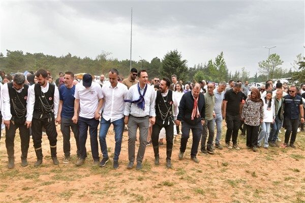 Eşki, Manisa Büyükşehir Belediyesi ve Karadenizliler derneklerinin birlikte düzenlediği, Bornova