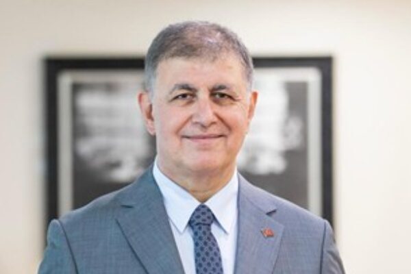 Tugay, kentsel dönüşüm konusunda daha önce atılmamış adımları kararlı şekilde
