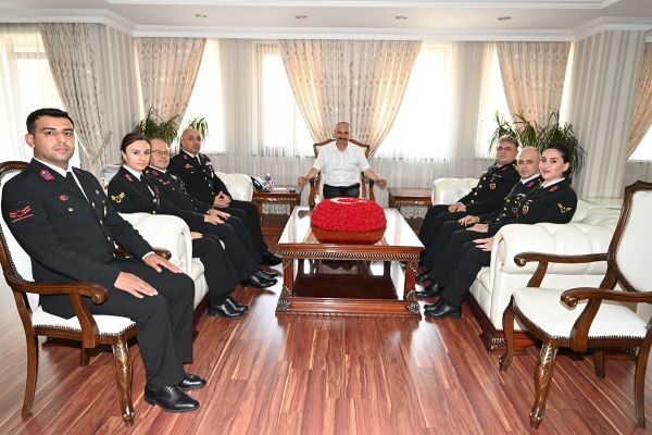 Batman İl Jandarma Komutanı Jandarma Kıdemli Albay Cafer Öz ve