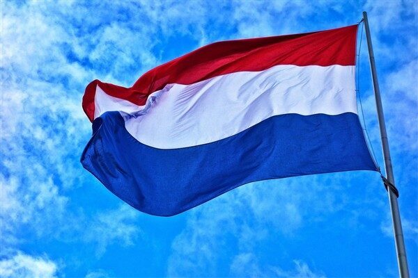 Hollanda Savunma Bakanı Brekelmans, savunma sanayisinin güvenliğin omurgası olduğunu belirterek,