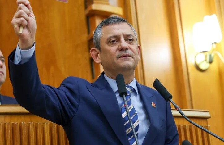 CHP Genel Başkanı Özgür Özel, sosyal medya hesabından yaptığı açıklamada,