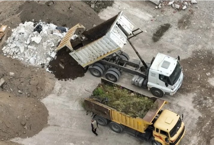 Büyükşehir’den Teknoloji Destekli Atık Yönetimi Başarısı Kayseri Büyükşehir Belediyesi, kent estetiği ve çevre temizliğine verdiği önemi