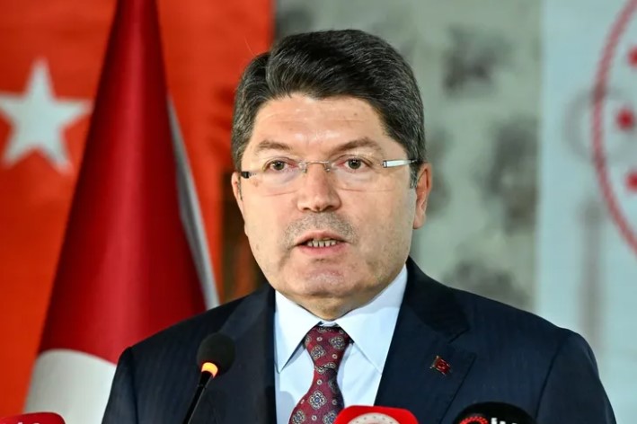 Bakan Tunç: Denetimli Serbestlikte İnsan Merkezli Yaklaşım Sürecek Adalet Bakanı Yılmaz Tunç, Denetimli Serbestlik Sistemi Değerlendirme Toplantısı’nda yaptığı