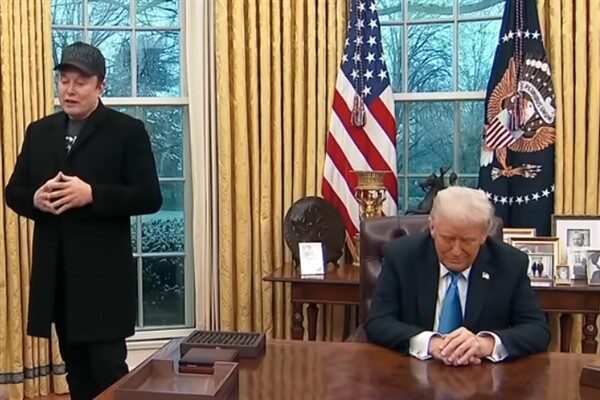 X platformunun sahibi ve milyarder Elon Musk, ABD Başkanı Donald