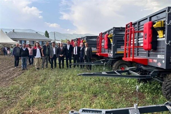 Teslim töreni; Erzurum Tarım ve Orman İl Müdürü Alpaslan Kenger,