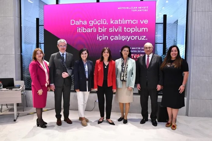 TÜSEV’in 2025-2029 Dönemi Temsilciler Kurulu Göreve Başladı Türkiye Üçüncü Sektör Vakfı’nın (TÜSEV) 2025-2029 dönemi Temsilciler ve Denetim