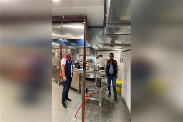 Yapılan denetimlerde yangın merdivenleri, duman dedektörü ve yangın alarmı ile