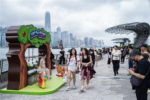 Çin’in Hong Kong Özel İdari Bölgesi’nin ocak-mayıs döneminde yaklaşık 20