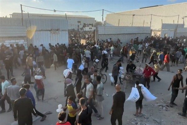 Tıbbi yetkililer, Gazze'nin merkezindeki Netzarim yakınlarında Gazze İnsani Yardım Vakfı
