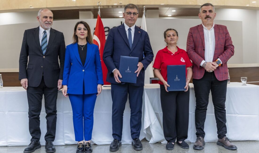 İzmir Büyükşehir Belediyesi ile Devrimci İşçi Sendikaları Konfederasyonu (DİSK) Genel