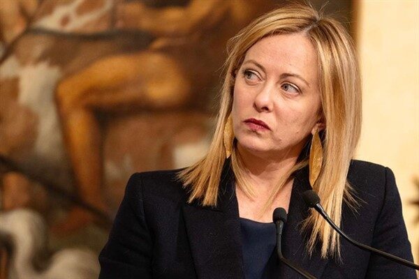 İtalya Başbakanı Giorgia Meloni, Kolombiya başkan adayı Miguel Uribe Turbay'a