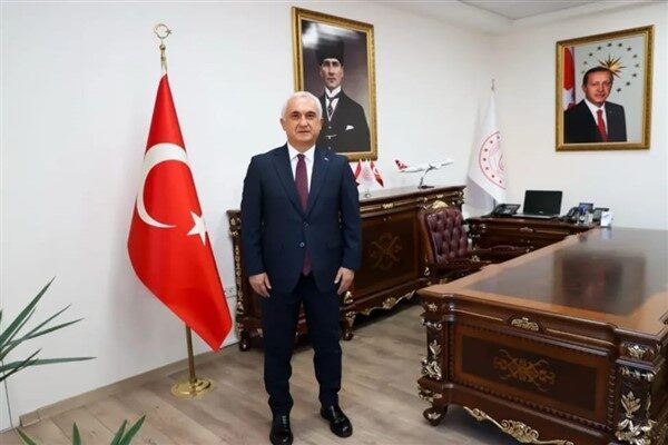Vali Çakır, bayramın, toplumsal bağları güçlendiren mübarek zamanlardan biri olduğunu