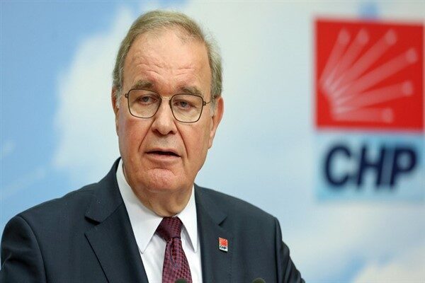 Öztrak, sosyal medya hesabından yaptığı paylaşımda "İç borçlanmanın aylık ortalama