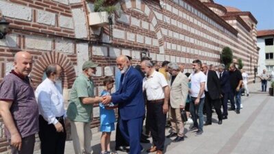 Bayramlaşma programında konuşan Saadet Partisi Bursa İl Başkanı Hamza Gürsel,