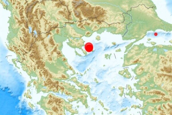 Avrupa-Akdeniz Sismoloji Merkezi (EMSC) verilerine göre saat 15.46'da Ege Denizi’nde meydana