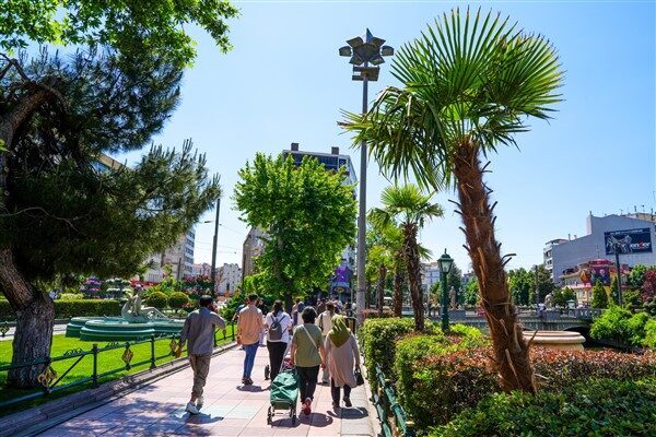 Başkan Ünlüce, “Kentimizi geleceğe ortak akılla hazırlıyor, 2026 yılı bütçemizde