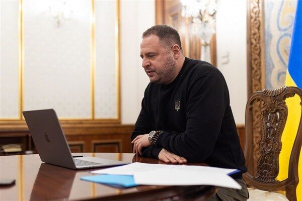 Ukrayna Devlet Başkanlığı Ofisi Başkanı Yermak, Vatikan Devlet Sekreteri Kardinal